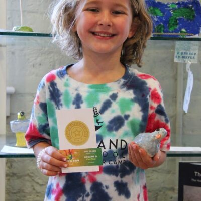 Adeline Deal with her work “Bird”